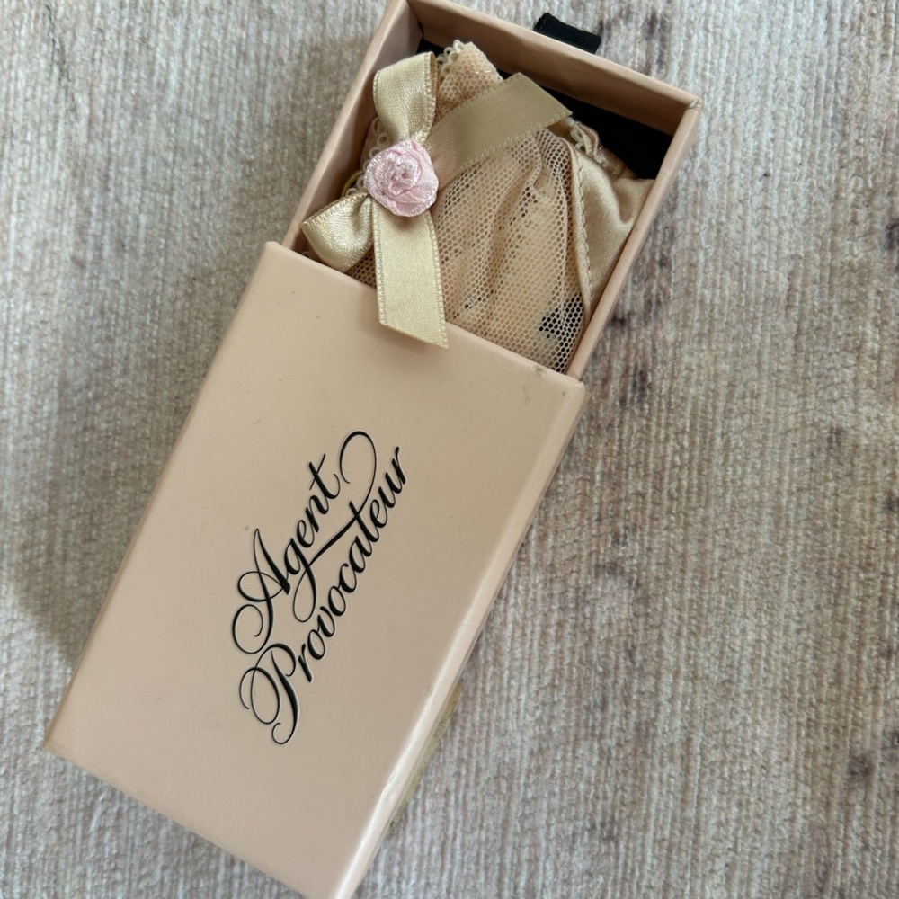 Agent Provocateur AP Trixie Champagne OS NWT